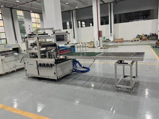 15 pleats/min - 20 pleats/min Luchtfiltermachine Intelligente CNC-lijmmachine