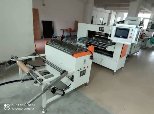 1 kW Automobiele filterfabrieken Machines Multi-Layer Multi-Axis HEPA Filter Machine