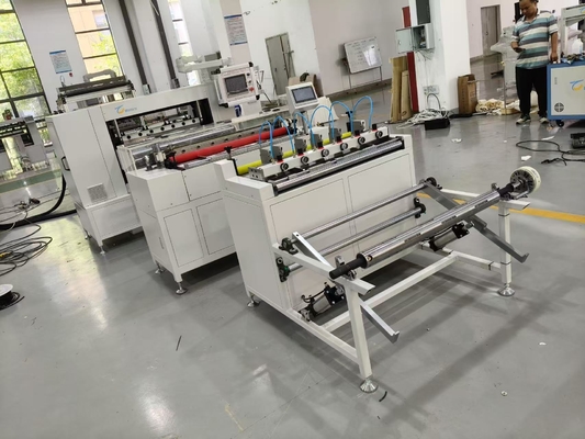 Filterproductieapparatuur 4m Min Paper Folding Machine Line voor cabinefilter