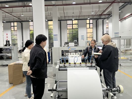 Nieuwe Conditie Volautomatische Filter Plooi Machine Luchtpapierfilter Productielijn Andere Verwerkingslijn