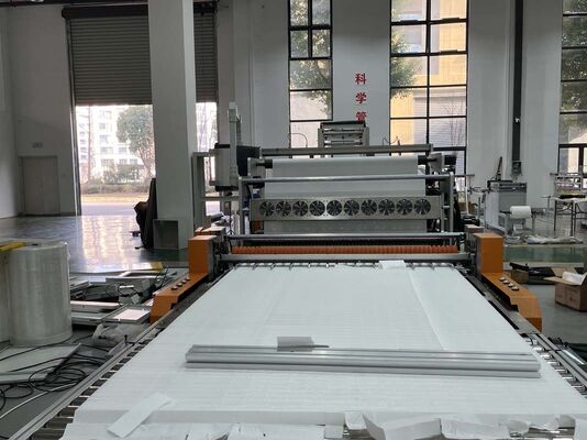 Milieuvriendelijke en energiezuinige HEPA-filter pleat- en lijmmachine voor luchtzuivering thuis en op kantoor