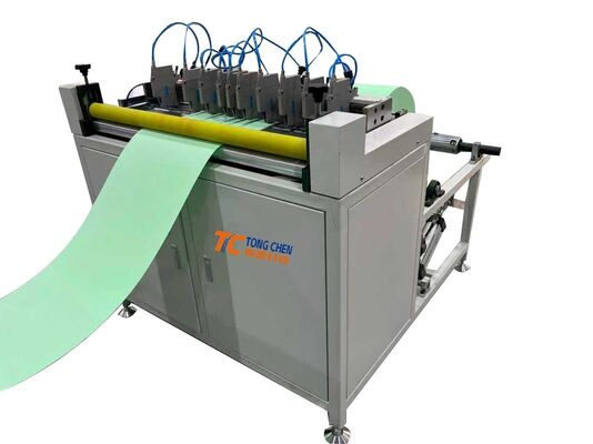 Zwaar uitgevoerde machine voor veeleisende industriële omgevingen Filterproductieapparatuur Voorsnijmachine voor precisie luchtfiltratie