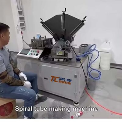 High-Speed Spiral Rolling Net Machine voor het vormen van precieze filternetten en industriële productielijnen