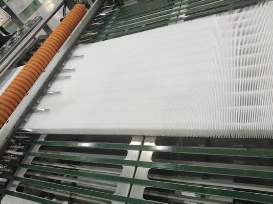 Op maat gemaakte autolijmoplossing voor 300mm HEPA Mini Filters Fiberglass Pleating Manufacturing Line